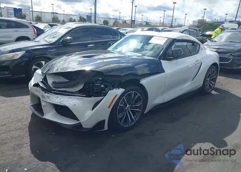 2021 Toyota Gr Supra 2.0 z USA, uszkodzony, nr VIN WZ1DB2C06MW038081